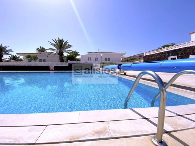 Piso En venta en Arona photo 0