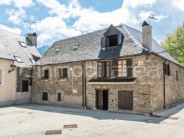 Local En venta en Arres photo 0
