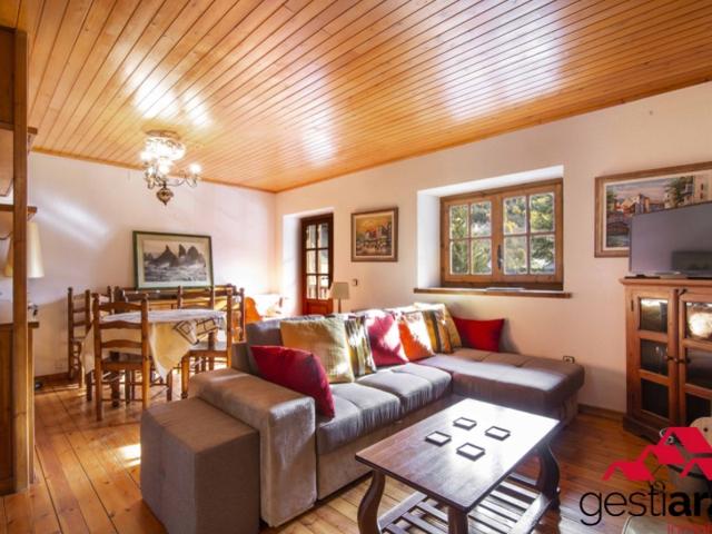 Piso En venta en Naut Aran photo 0