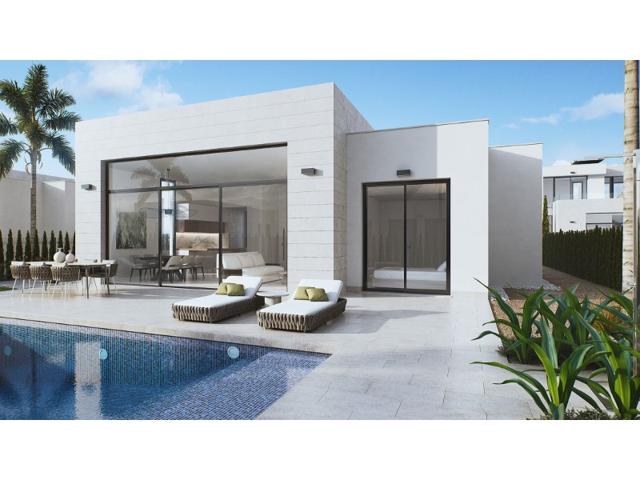 Villa En venta en Vera photo 0