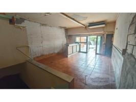 Local En venta en Sant Quirze Del Vallès photo 0