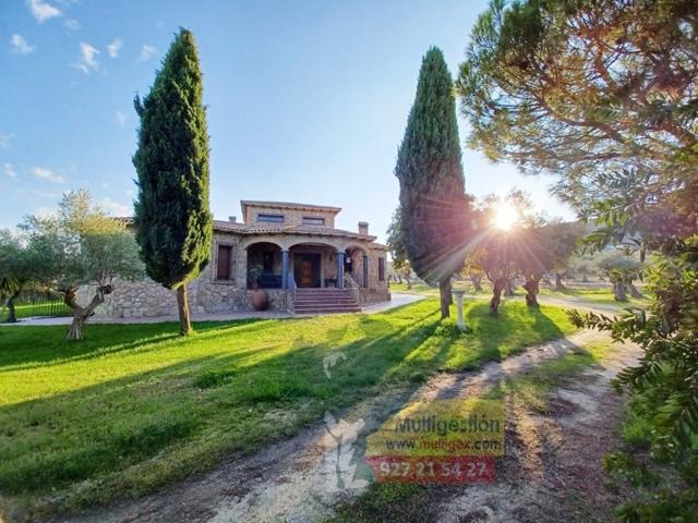 Piso En venta en Sierra De Fuentes photo 0