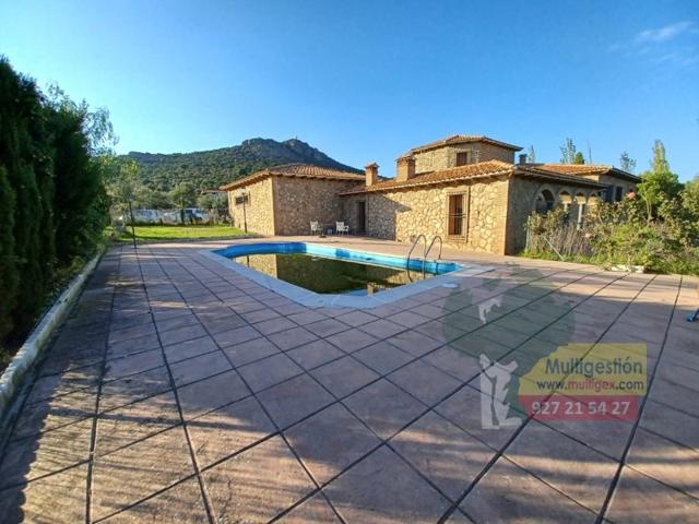 Piso En venta en Sierra De Fuentes photo 0