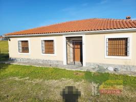 Casa De Campo En venta en Arroyo De La Luz photo 0