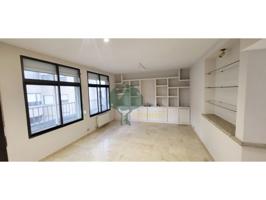  Ático En alquiler en Cánovas, Cáceres photo 0