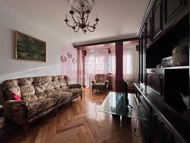 Piso En venta en Lugo photo 0