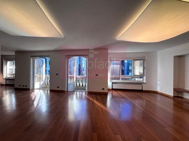 Piso En venta en Lugo photo 0