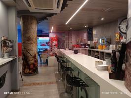 Local En venta en Sarria photo 0