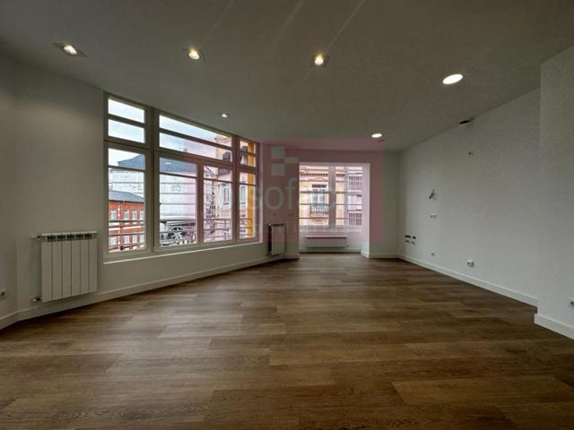 Piso En venta en Lugo photo 0