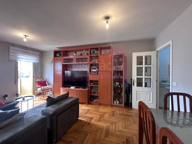 Piso En venta en Lugo photo 0