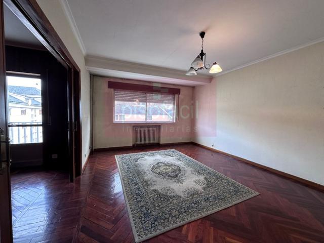 Piso En venta en Lugo photo 0