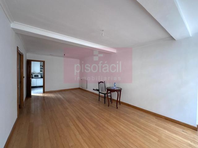 Piso En venta en Lugo photo 0