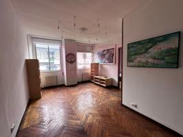Piso En venta en Lugo photo 0