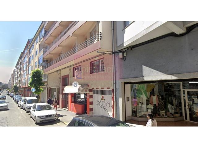 Local En venta en Lugo photo 0