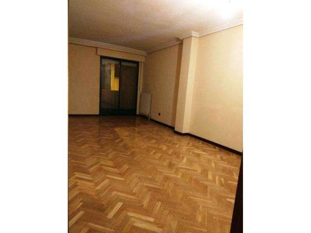 Piso en venta en Garrido-Labradores photo 0