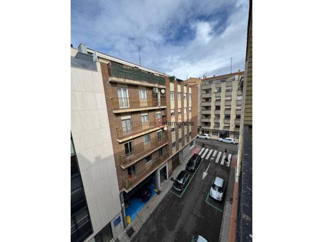 Piso en venta en Carmelitas(37007) photo 0