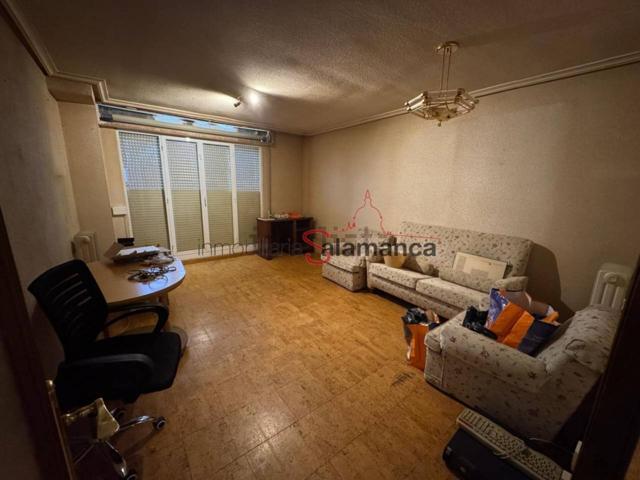 Piso en venta en Santa Marta de Tormes photo 0