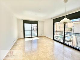 Piso En venta en Mataró photo 0