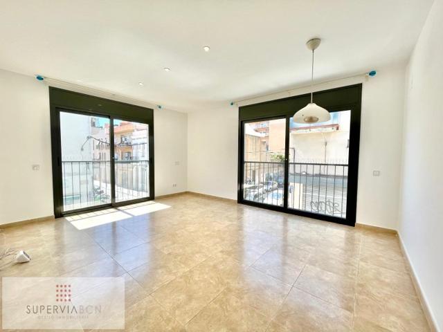 Piso En venta en Mataró photo 0