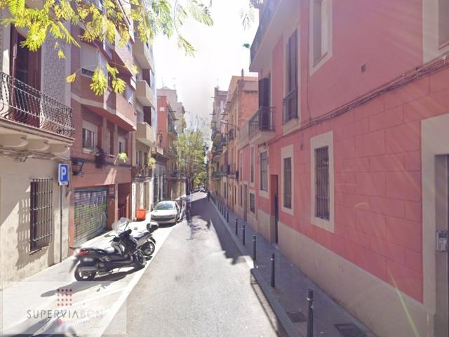 Comunidad En venta en Vila De Gràcia, Barcelona photo 0