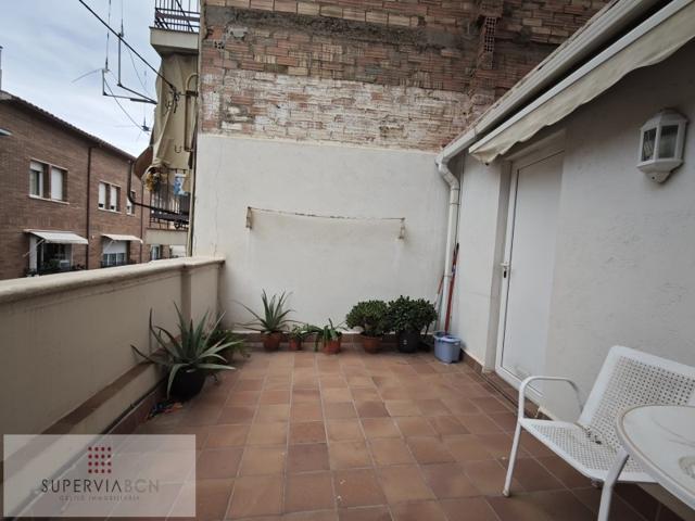 Piso En venta en Barcelona photo 0