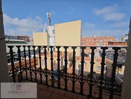 Piso En venta en El Poblenou, Barcelona photo 0