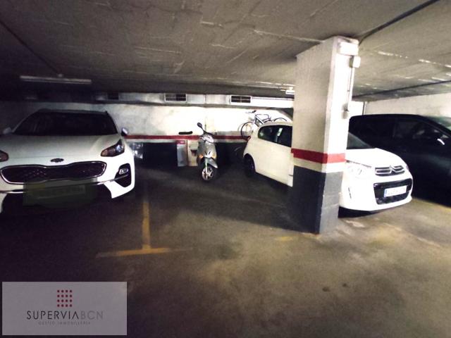 Parking Subterráneo En venta en El Clot, Barcelona photo 0