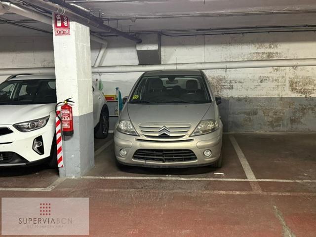 Parking Subterráneo En venta en Barri De Les Corts, Barcelona photo 0
