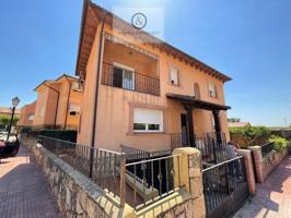 Piso En venta en Candeleda photo 0