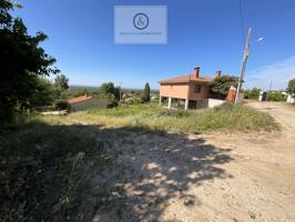 Terreno Urbanizable En venta en Candeleda photo 0