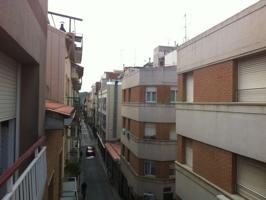 Piso En venta en Calella photo 0