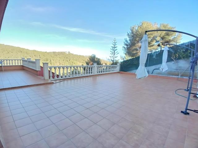 Casa En venta en Castellet I La Gornal photo 0