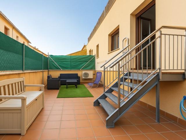 Piso En venta en Sant Martí Sarroca photo 0