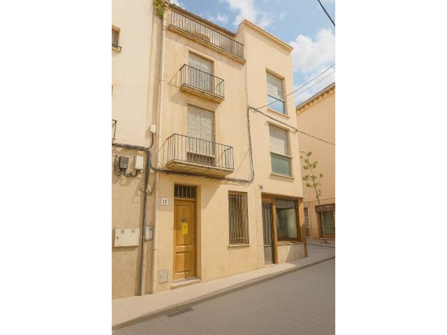 Casa En venta en Vilafranca Del Penedès photo 0