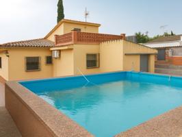 Casa En venta en Avinyonet Del Penedès photo 0