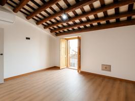 Dúplex En venta en Vilanova I La Geltrú photo 0