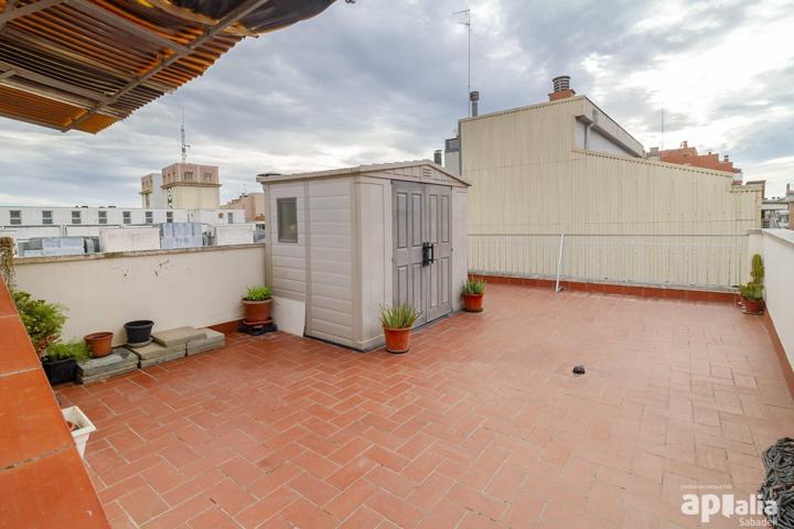 CASA CANTONERA CON TERRAZA, EN ZONA PRIVILEGIADA DE TERRASSA photo 0