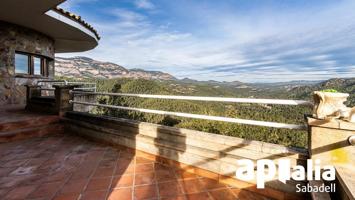 ESPECTACULAR CASA A 4 VIENTOS EN SANT FELIU DEL RACÓ photo 0
