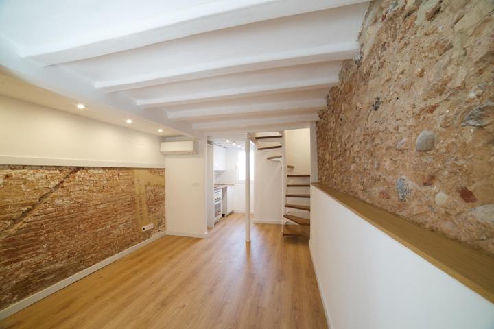 CASA EN VENTA EN EL CENTRO DE SABADELL photo 0