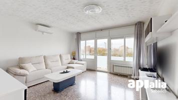 CASA ADOSADA, IDEAL PARA 2 FAMILIAS. EN BARBERÀ DEL VALLÈS photo 0