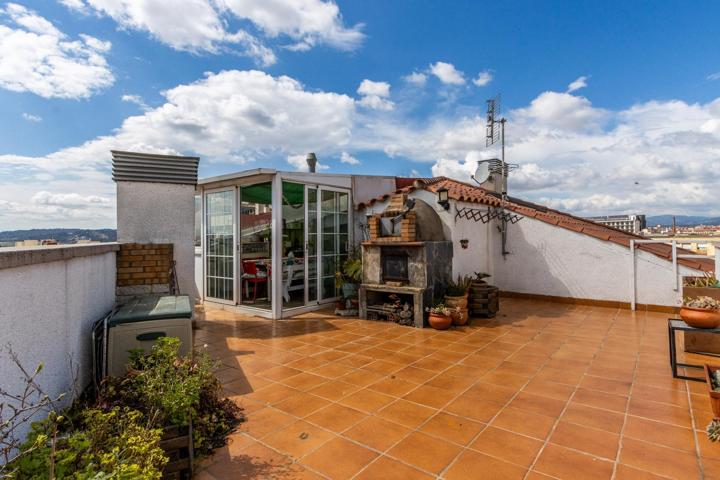 ÁTICO DÚPLEX CON TERRAZA EN LA CREU DE BARBERÁ photo 0