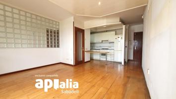PISO DE UNA HABITACIÓN CON PARKING, EN LA CREU DE BARBERÀ photo 0