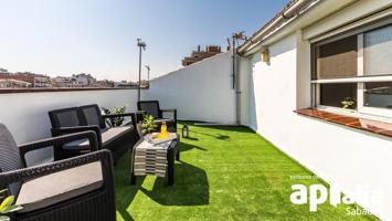 MARAVILLOSO DÚPLEX DE 5 HABITACIONES Y 2 TERRAZAS, JUNTO AL CORTE INGLÉS DE SABADELL photo 0