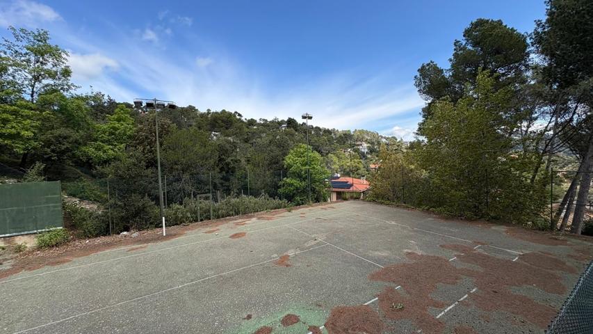 TERRENO URBANO EN SANT FELIU DEL RACÓ photo 0