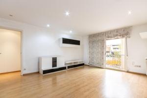 AMPLIO PISO A 5 MINUTOS DEL MERCADO CENTRAL photo 0