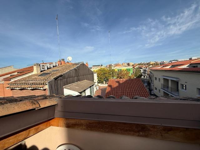 DÚPLEX DE UNA HABITACIÓN CON TERRAZA DE 10 M2, EN EL CENTRO DE RUBÍ photo 0