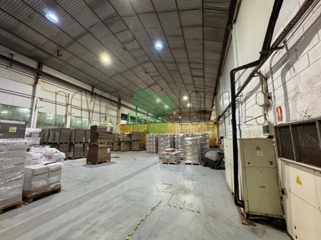 Industrial En alquiler en Pinto photo 0