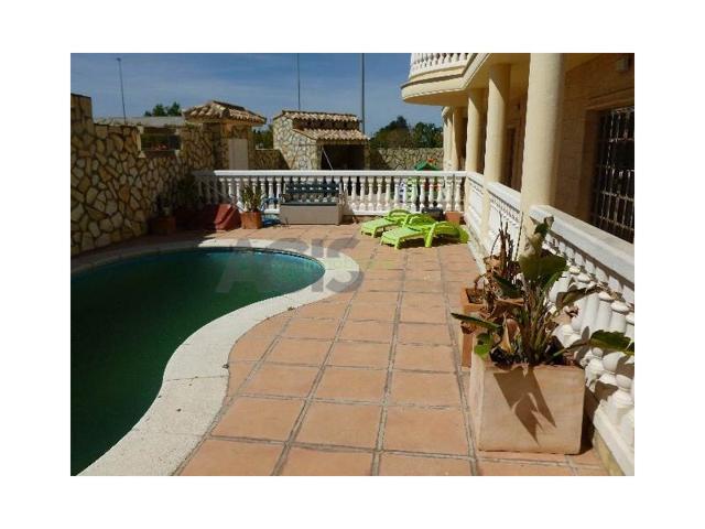 Casa En venta en Masalavés photo 0