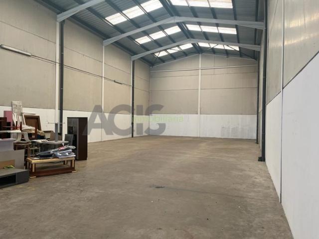 Industrial En alquiler en Corbera photo 0