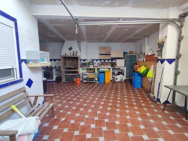 Casa En venta en Alginet photo 0